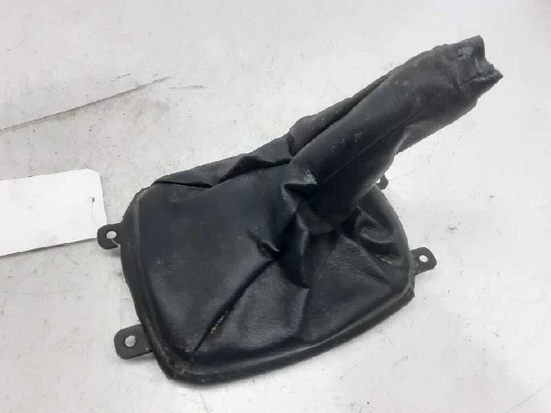 GUARNECIDOS PALANCA CAMBIO MITSUBISHI GALANT MR769611-4942987 Ordena Ya