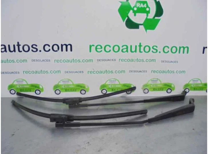 Última Versión BRAZO LIMPIA DELANTERO DERECHO