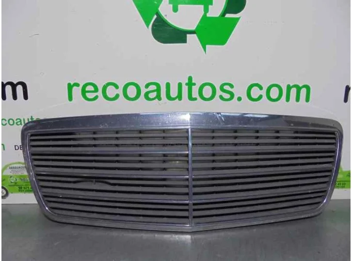 REJILLA DELANTERA 2108880023 Devolución Gratuita